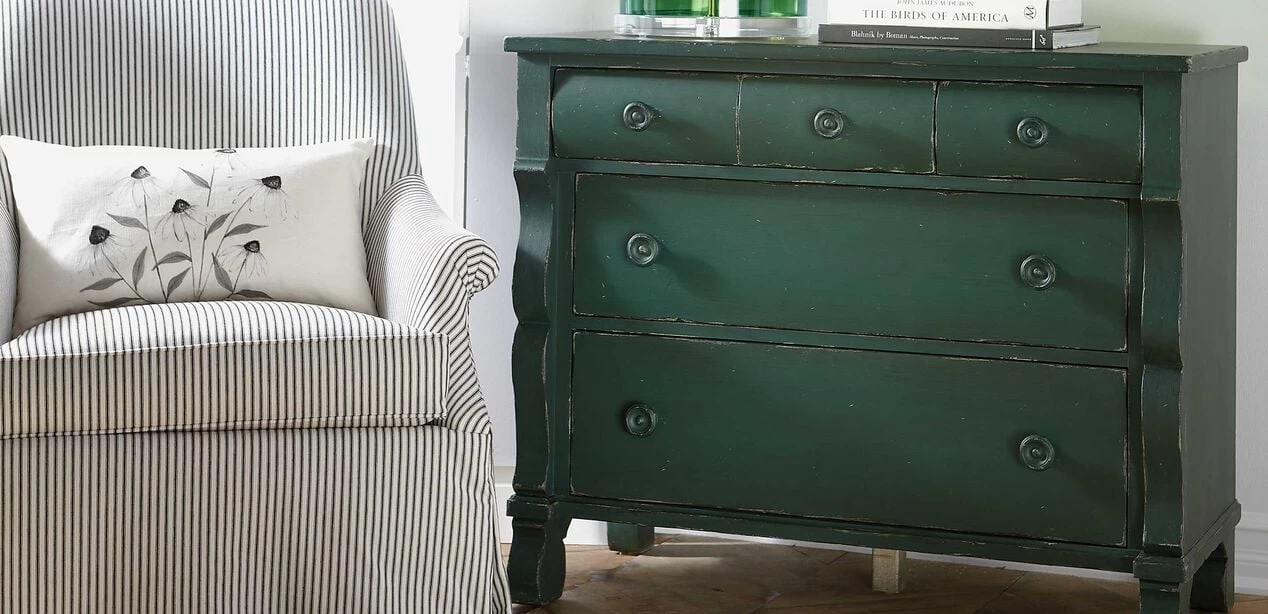 Lindsey Single Chest - Image 3