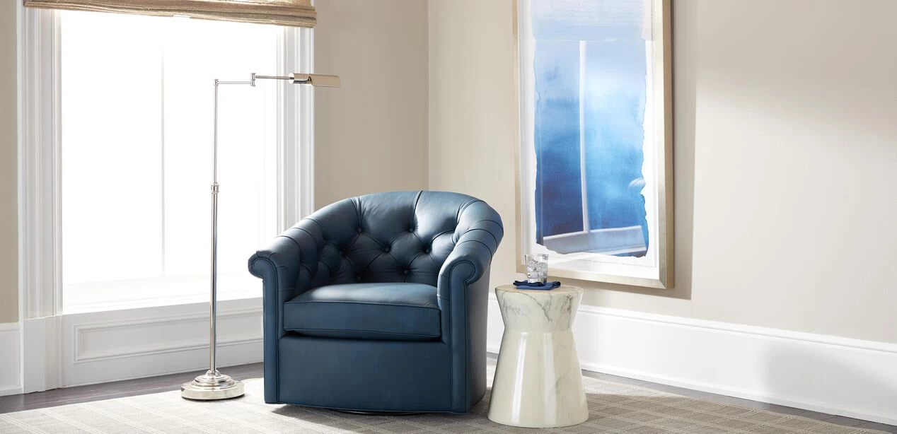 Clyde Leather Swivel Chair - Image 5